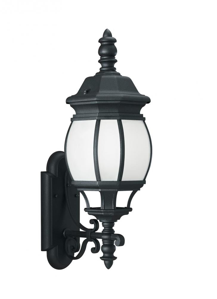Generation Lighting 89103EN3-12 Wynfield traditional 1-light LED outdoor exterior large wall lantern sconce in black finish with fro