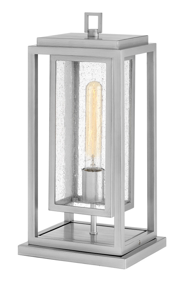 Hinkley 1007SI Medium Pier Mount Lantern