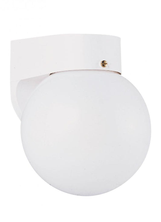 Generation Lighting 8753-15 Outdoor Wall traditional 1-light outdoor exterior wall lantern sconce in white finish with white gla