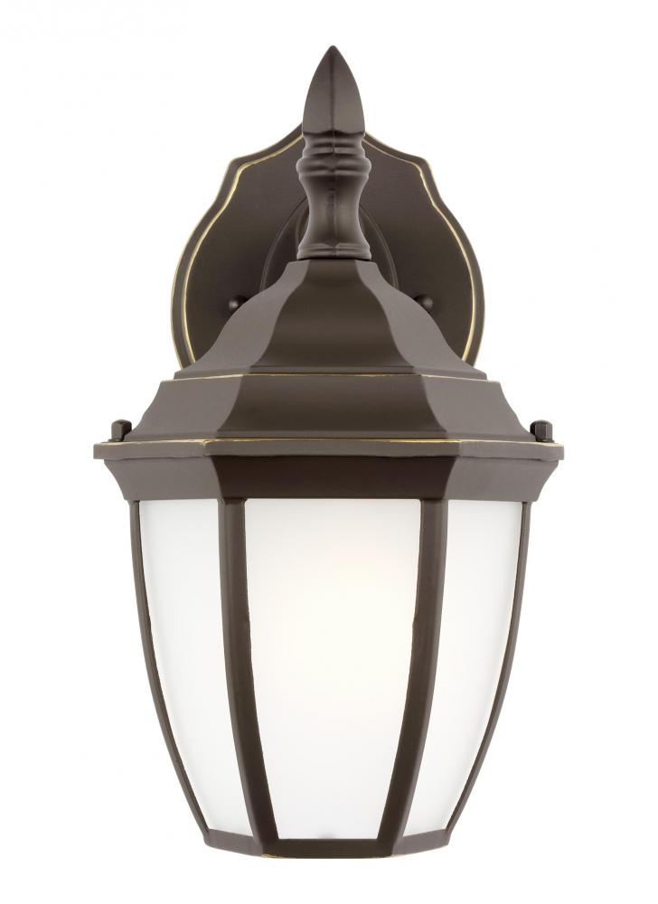 Generation Lighting 89936EN3-71 Bakersville traditional 1-light LED outdoor exterior small round wall lantern sconce in antique bron